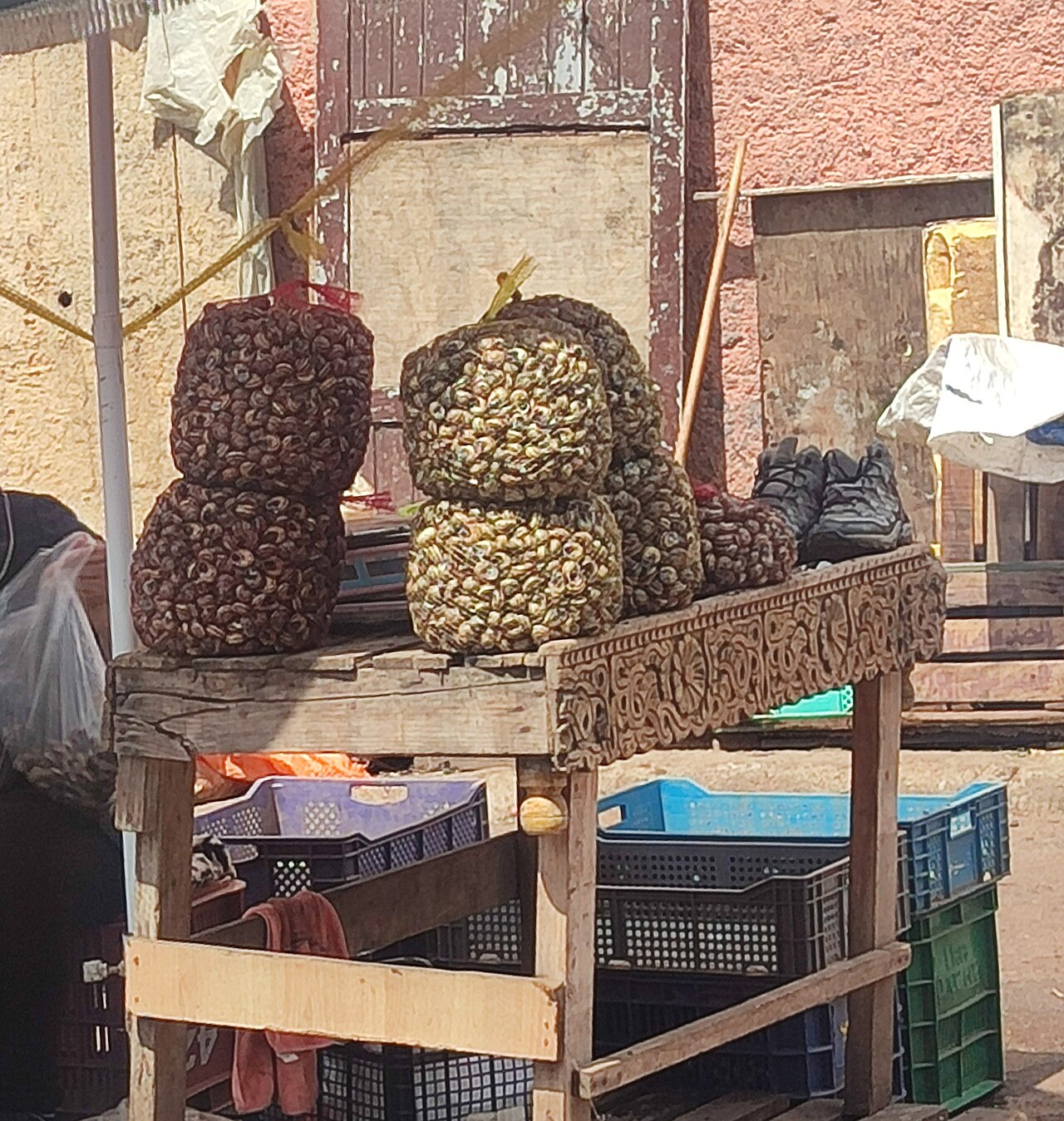 Babbouche from Souk Jmiaa in Casablanca 04